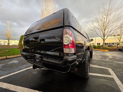 Used 2010 Toyota Tacoma 4x4 Double Cab image 11