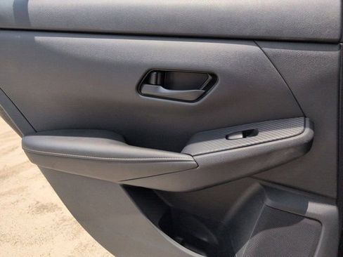 Used 2025 Nissan Sentra SV FWD image 26