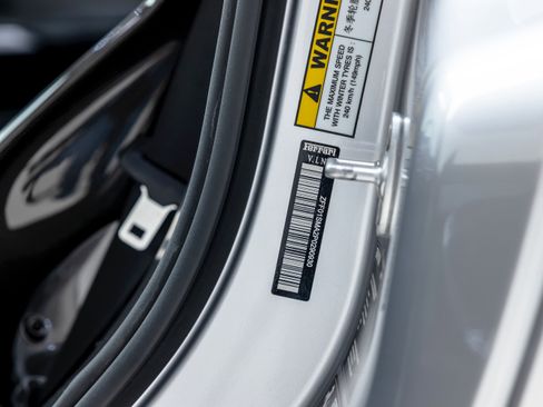 Used 2023 Ferrari 296 GTS image 75