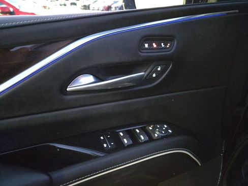 Used 2023 Cadillac Escalade Sport Platinum image 3