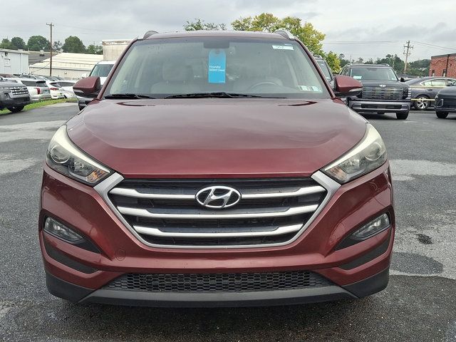 Used 2017 Hyundai Tucson SE Plus AWD/4WD image 7