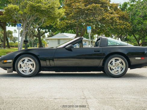 Used 1990 Chevrolet Corvette ZR-1 RWD image 1