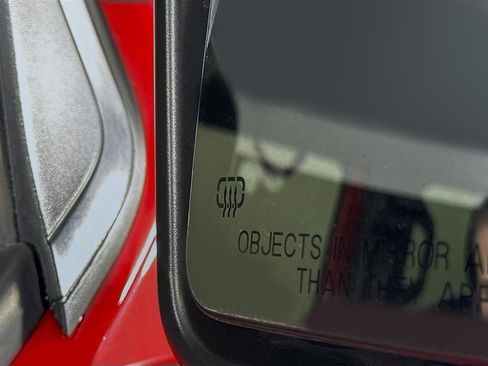 Used 2020 Jeep Wrangler Unlimited Sahara image 10