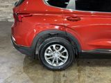 Used 2019 Hyundai Santa Fe SE image 5