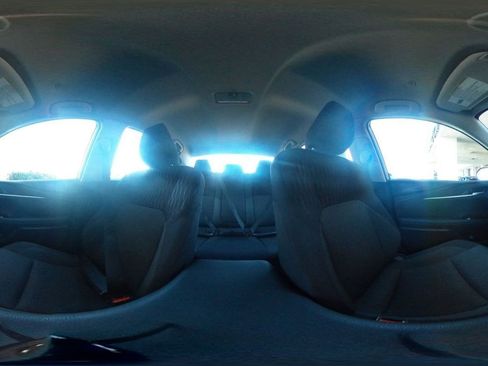 Used 2025 Toyota Camry LE image 42