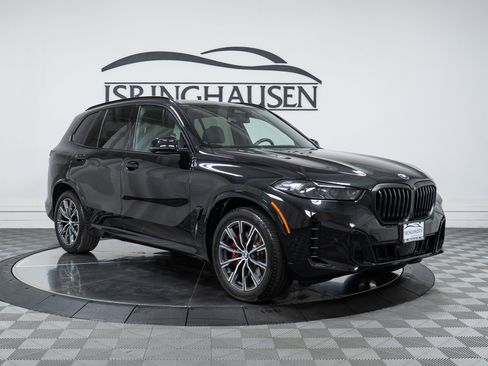 Certified 2024 BMW X5 xDrive40i w/ M Sport Package AWD/4WD image 3