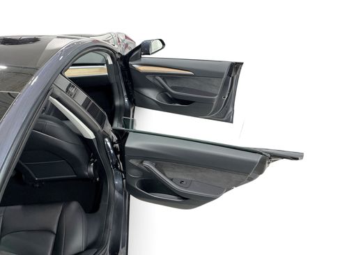 Certified 2023 Tesla Model 3 Standard Range RWD image 8