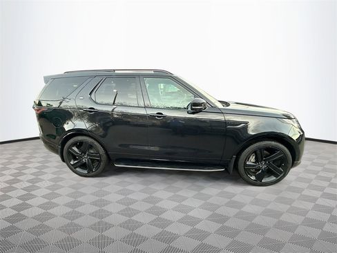 Used 2023 Land Rover Discovery S R-Dynamic image 5