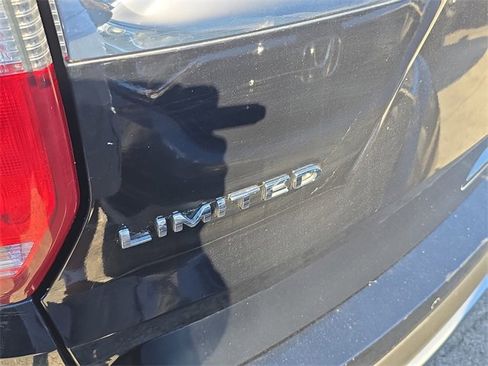 Used 2016 Ford Explorer Limited image 6