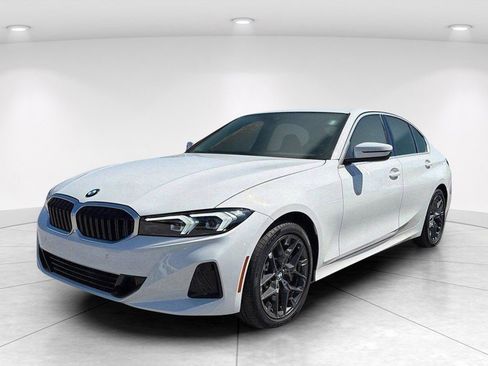 New 2025 BMW 330i Sedan w/ Convenience Package RWD image 7