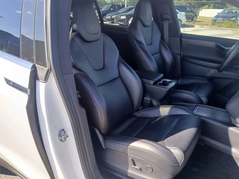 Used 2017 Tesla Model X 75D AWD/4WD image 19