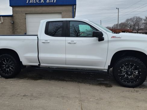 Used 2020 Chevrolet Silverado 1500 RST image 4
