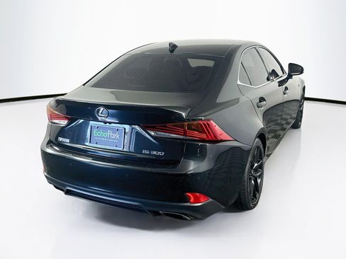 Used 2019 Lexus IS 300 F Sport w/ F Sport Package RWD image 9