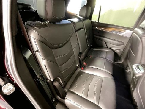 Used 2024 Cadillac XT6 Sport w/ Platinum Package AWD/4WD image 34