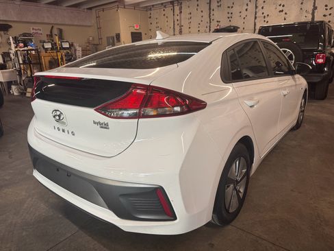 Used 2020 Hyundai Ioniq Blue FWD image 2