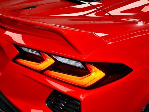 Used 2024 Chevrolet Corvette Stingray w/ Z51 Performance Package image 89