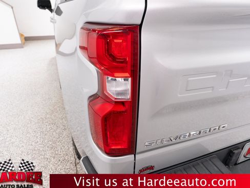 Used 2022 Chevrolet Silverado 1500 RST w/ RST All Star Premium Package AWD/4WD image 9