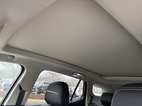 Certified 2022 GMC Terrain Denali w/ Denali Premium Package image 16