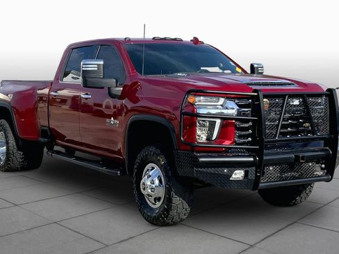 Used 2022 Chevrolet Silverado 3500 LTZ w/ LTZ Texas Edition AWD/4WD image 3