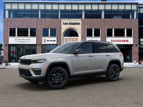 New 2025 Jeep Grand Cherokee Limited image 2