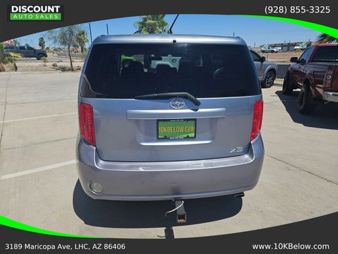 Used 2009 Scion xB FWD image 5