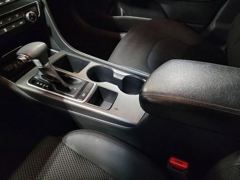 Used 2020 Kia Optima LX FWD image 26