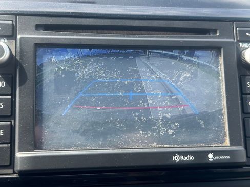 Used 2015 Toyota Tacoma PreRunner image 14