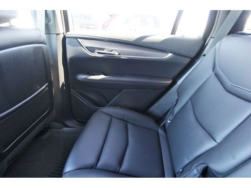 New 2025 Cadillac XT6 Luxury w/ LPO, Floor Liner Package image 12