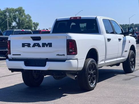 Used 2025 RAM 2500 Big Horn AWD/4WD image 45