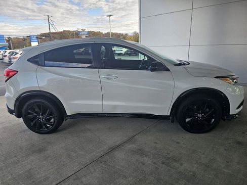 Used 2021 Honda HR-V Sport image 7