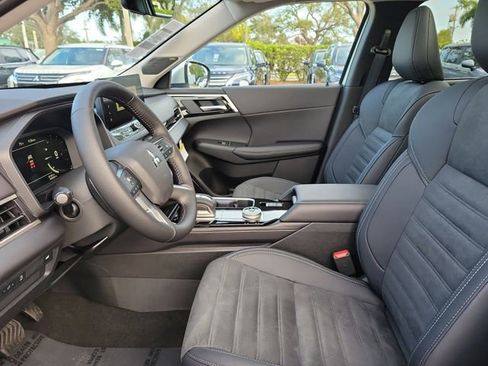 New 2026 Mitsubishi Outlander SE image 20
