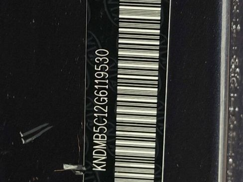 Used 2016 Kia Sedona LX w/ Option Group 020 image 20