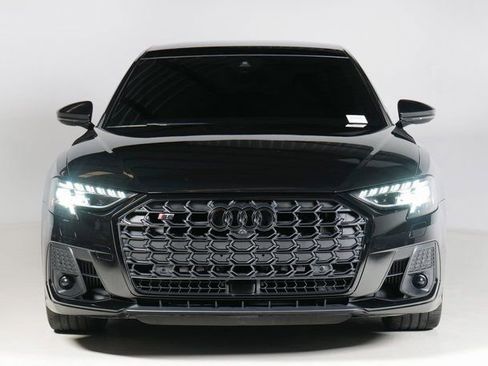 Certified 2022 Audi S8 image 8