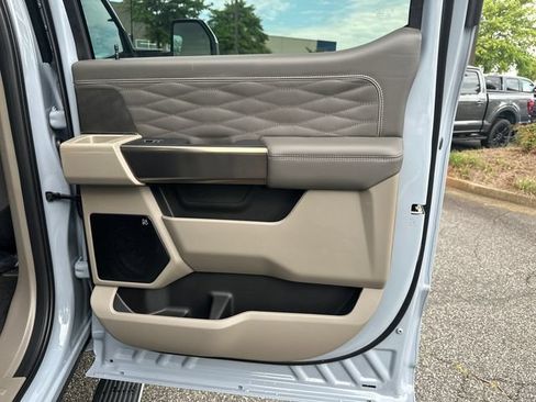 New 2026 Ford F350 Platinum w/ Platinum Plus Package AWD/4WD image 16