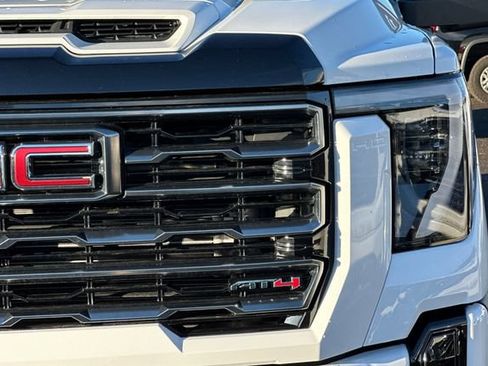 Used 2025 GMC Sierra 2500 AT4 w/ AT4 Premium Plus Package AWD/4WD image 52
