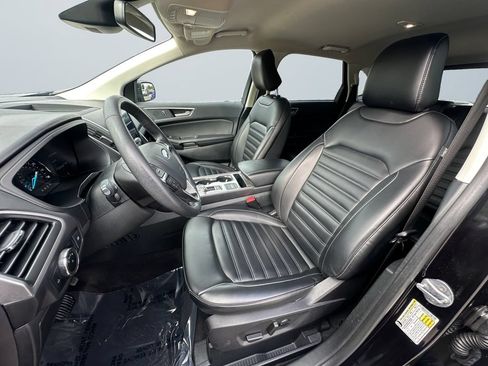 Used 2024 Ford Edge SEL AWD/4WD image 9