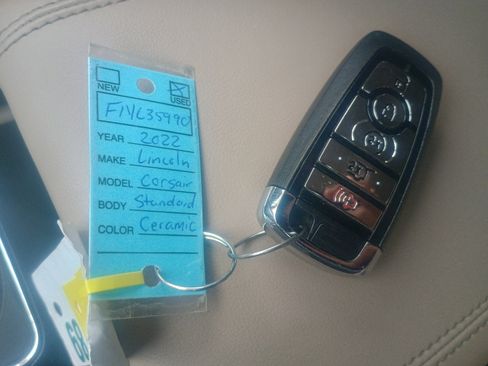 Used 2022 Lincoln Corsair AWD w/ Equipment Group 101A image 30