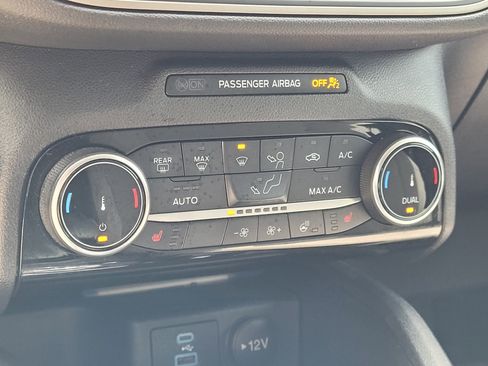 Certified 2022 Ford Escape SE w/ SE Sport Appearance Package AWD/4WD image 23
