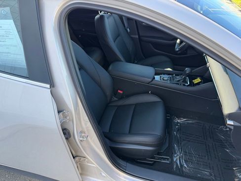 Certified 2025 MAZDA MAZDA3 s image 19