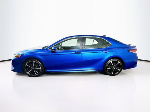 Used 2018 Toyota Camry XSE w/ Driver Assist Package FWD image 4