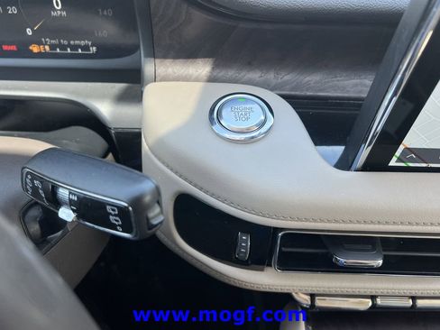 Used 2022 Lincoln Aviator Reserve w/ Equipment Group 201A AWD/4WD image 9