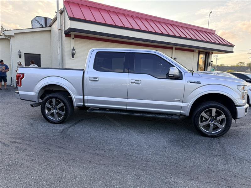 Used 2016 Ford F150 Lariat w/ Equipment Group 502A Luxury AWD/4WD image 4