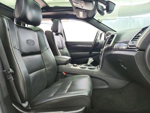 Used 2018 Jeep Grand Cherokee Overland AWD/4WD image 33