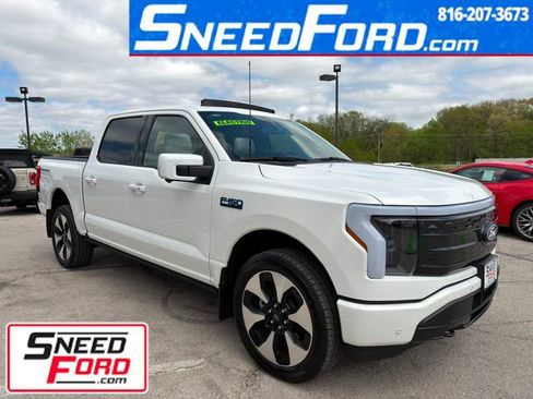 Used 2025 Ford F150 Lightning Platinum AWD/4WD image 1