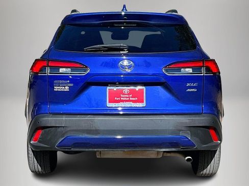 Used 2024 Toyota Corolla Cross XLE image 6