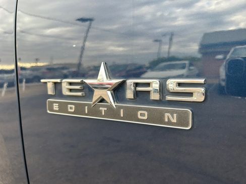 Used 2021 Chevrolet Silverado 1500 LT w/ Texas Edition Plus image 21