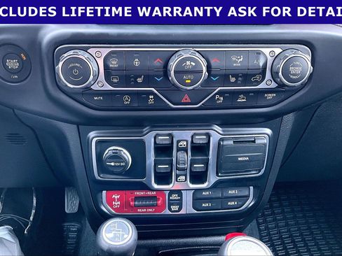 Used 2020 Jeep Gladiator Rubicon AWD/4WD image 26