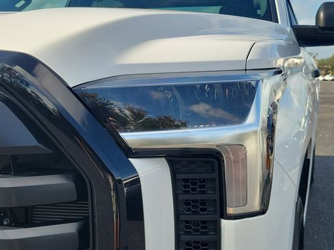 Used 2026 Toyota Tundra SR image 9