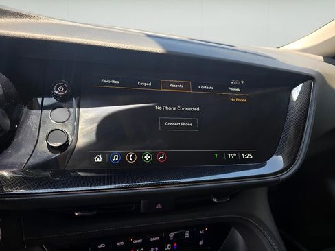 Used 2023 Buick Envision Preferred FWD image 17