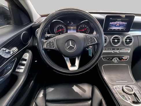 Used 2017 Mercedes-Benz C 300 Sedan image 6